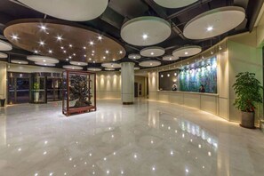 Lobby - Linzhen Hotel (Shanghai)