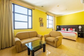 Room - Capital O 1010 Isola Resort (Bandung)