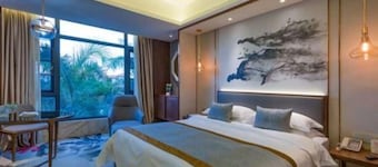 Donghu Grand Hotel