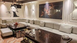 Unclassified image, 2 of 12, button - Donghu Grand Hotel (Jieyang)