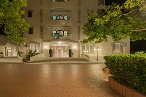 Exterior detail - Bajamar Beach Hotel (Formia)