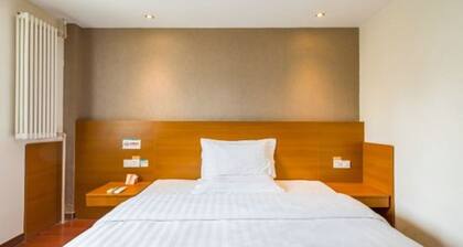 7 Days Inn Chengde Square