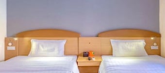 7 Days Inn Chengde Square