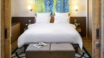 Standard Apartment, 1 Bedroom | 1 bedroom, minibar, in-room safe, desk
