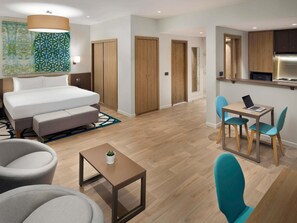 1 habitación, minibar, caja de seguridad en la habitación y escritorio
