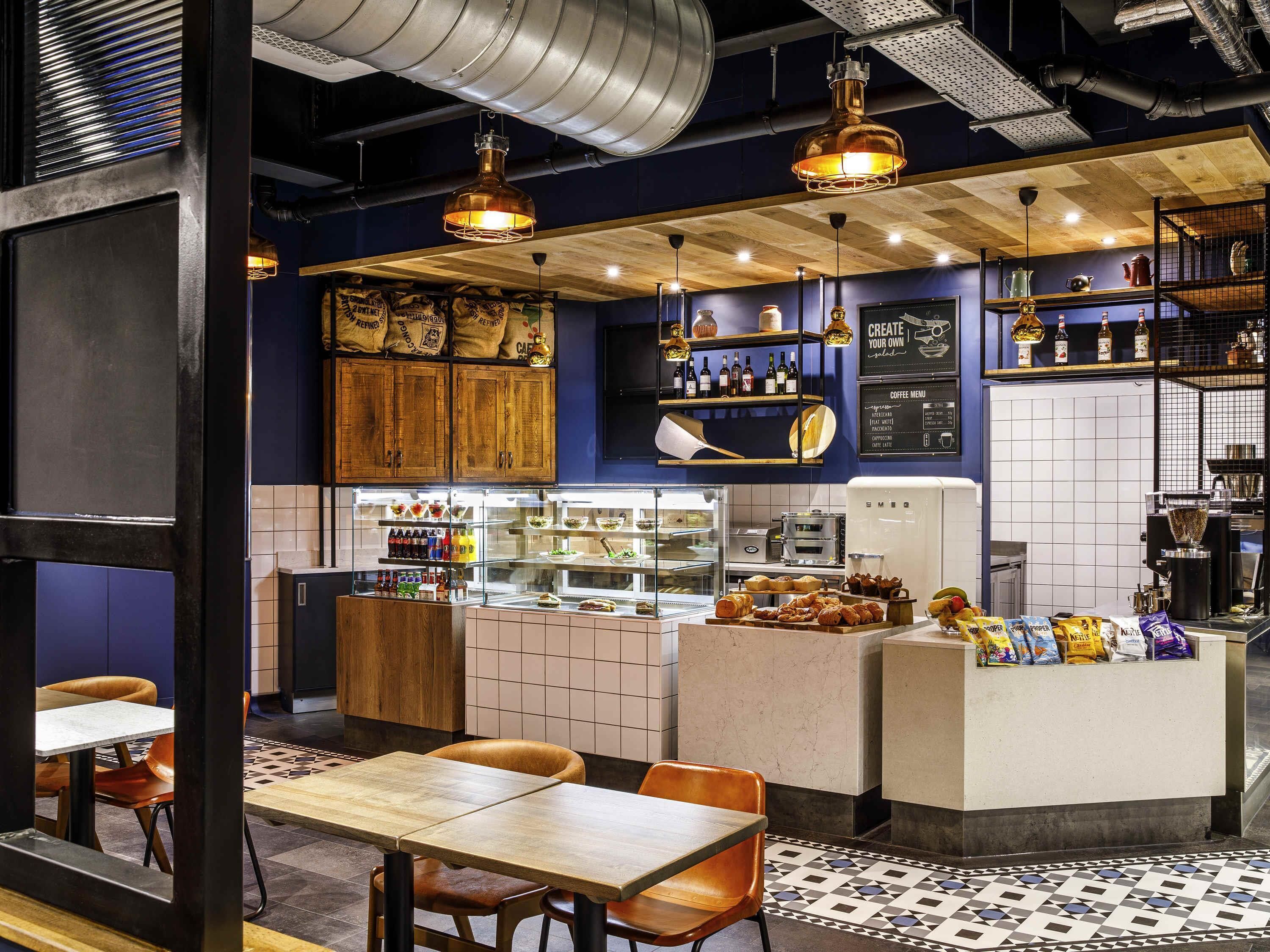 lunch and dinner served