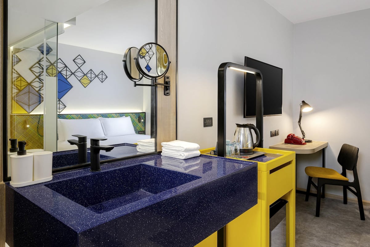 In-room safe, desk, laptop workspace, blackout curtains