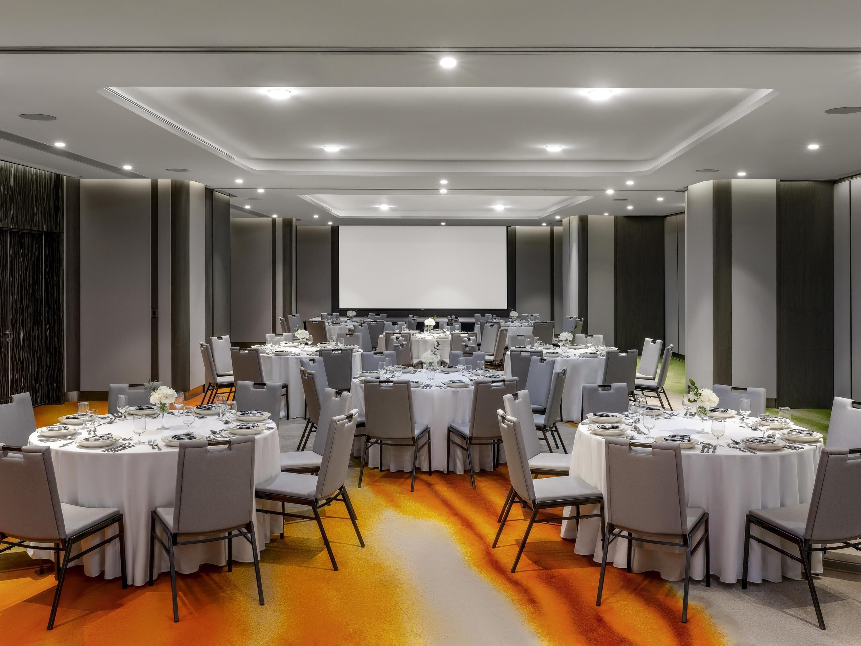 Photo - ibis Styles Bangkok Silom