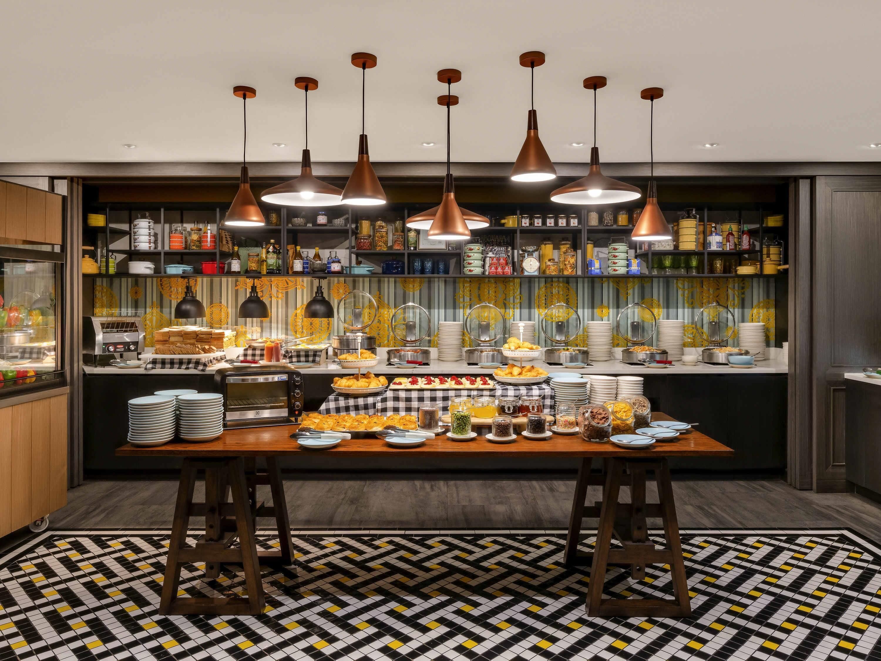 Photo - ibis Styles Bangkok Silom