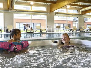 Sauna, hot tub, steam room, massages