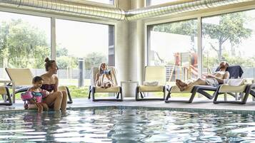 Sauna, Whirlpool, Dampfbad, Massageanwendungen