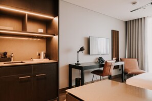 Studio, 1 Double Bed, Lake View (Lake Front) | 1 bedroom, minibar, in-room safe, desk