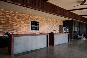 Reception - The Sebel Yarrawonga Silverwoods (Yarrawonga)