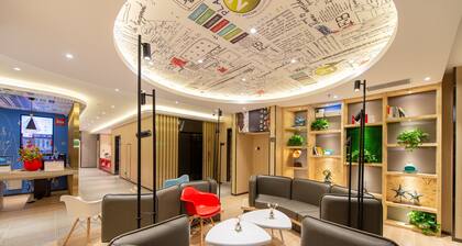 Ibis Dalian Xinghai Park