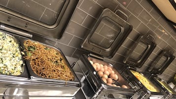 Desayuno buffet (CNY 40 por persona)