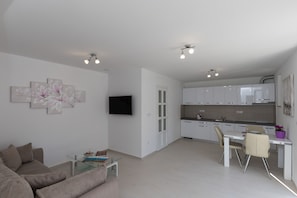 Apartment (Comfort One Bedroom Apartment) | Living room | TV - Apartments Radulovic (Dubrovnik)