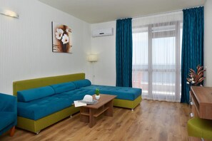 TV - Paradise Beach (Nessebar)
