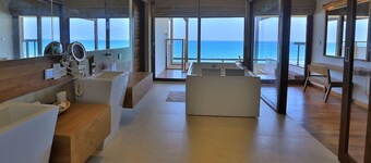 Pandanus Beach Resort and Spa