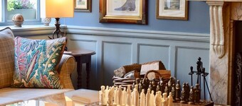 The White Hart Hotel by Wetherspoon