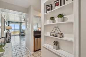 Interior - Coral Sands 101 - Hosted by Moore AI Rentals (Fernandina Beach)