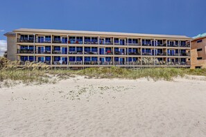 On the beach - Coral Sands 101 - Hosted by Moore AI Rentals (Fernandina Beach)