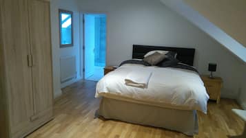 Family Room | 1 bedroom, individually decorated, individually furnished, free WiFi