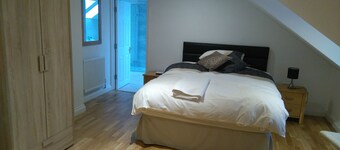 Homeside Silverstone B&B