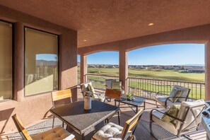 Outdoor dining - Chip Shot located at The Ledges Golf Club *Resort Amenities Included! (St. George)