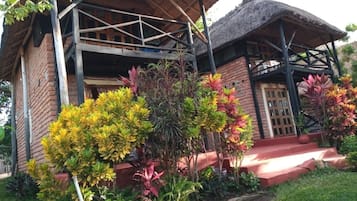 Cottage | Property grounds