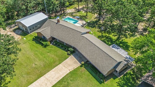 Lake Fork Waterfront Guest House W/ Pool and Dock