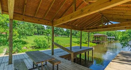 Lake Fork Waterfront Guest House W/ Pool and Dock