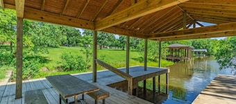 Lake Fork Waterfront Guest House W/ Pool and Dock