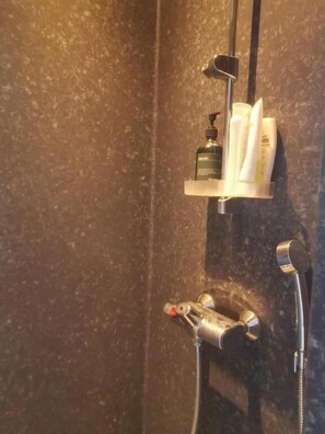Apartment, Sea View | Bathroom shower - FaroeGuide Gøta (Sydrugota)