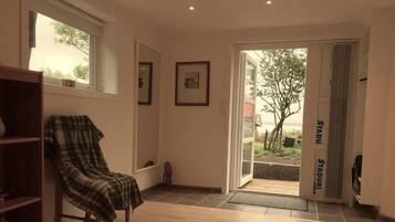 Departamento estándar | Sala de estar | Smart TV y servicios de streaming