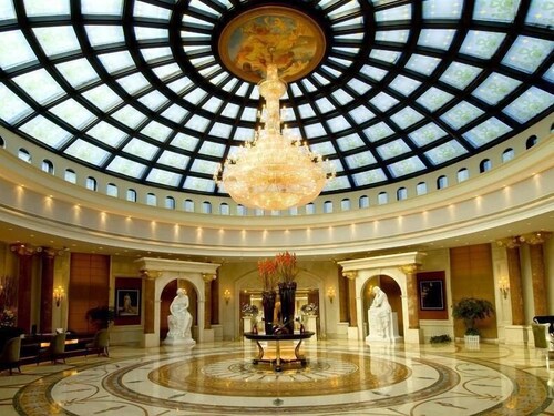 Zhejiang Tianducheng French Themed Resort