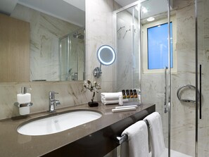 Bathroom - Irida Hotel (Chania)