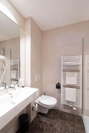 ห้องน้ำ