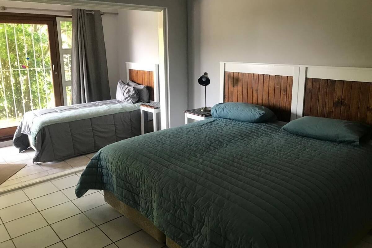Basic-Haus, 4 Schlafzimmer | Schreibtisch, laptopgeeigneter Arbeitsplatz, Verdunkelungsvorhänge