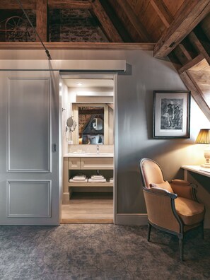 Bathroom - Kasteel van Ordingen (Sint-Truiden)