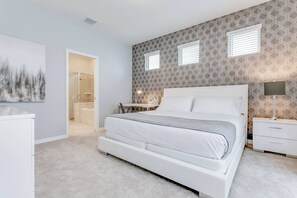 5 Schlafzimmer, Reisekinderbett, WLAN, Bettwäsche