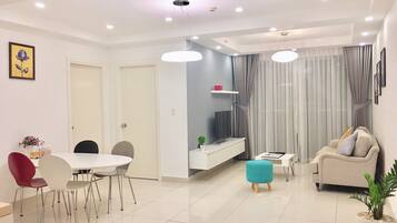 Apartamento, várias camas | Opções para refeição