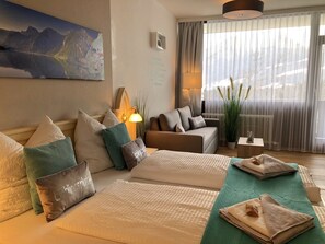 Soundproofing, WiFi, bed sheets - Deluxe apartment Goisernperle (Bad Goisern am Hallstättersee)