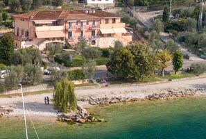 Exterior - Residence Villa Marghrita Studio Side Ground Floor (castelletto di brenzone)