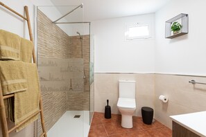 Shower, hair dryer, towels - Costa Verde - Nature Views Terrace - Parking (Arucas)