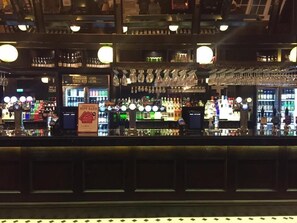 Bar (on property) - George Hotel by Wetherspoon (Brecon)