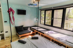 Deluxe Quadruple Room
