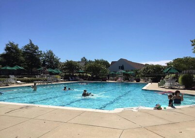 4-bedroom 4.5 bath Home in Bear Trap Golf Resort-- 3 minutes from Bethany Beach