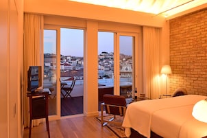 Superior Room with Jacuzzi | Cofres nos quartos, quartos à prova de som