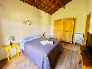 Deluxe Cottage | Individually decorated, individually furnished, bed sheets - Pousada Spa São Sebastião (Sao Sebastiao do Rio Verde)