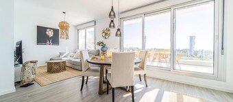 Le Mirage 5 | Sunset Penthouse Luxury Sea View Resort Parking